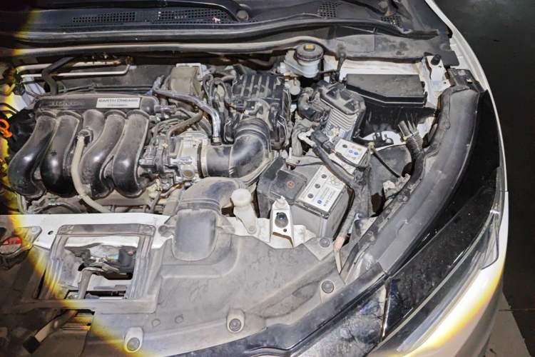 Used Honda Vezel 2020 1.5L CVT Pioneer Edition Engine Bay Left