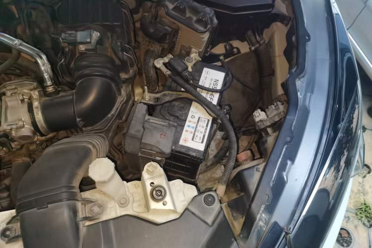 Used Honda Vezel 2020 1.5L CVT Elite Edition Engine Bay Left