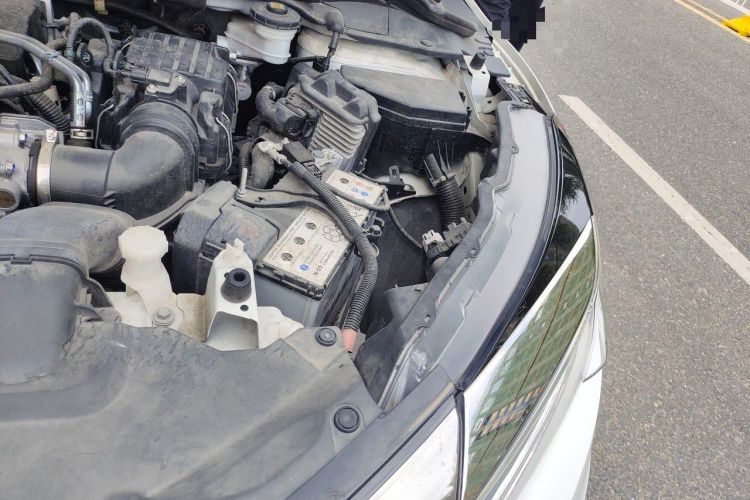 Used Honda Vezel 2020 1.5L CVT Pioneer Edition Engine Bay Left