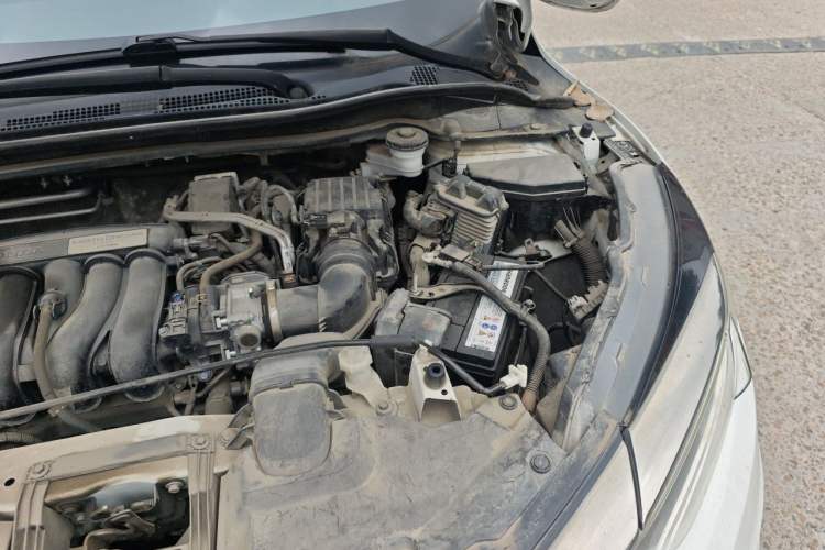 Used Honda Vezel 2020 1.5L CVT Pioneer Edition Engine Bay Left