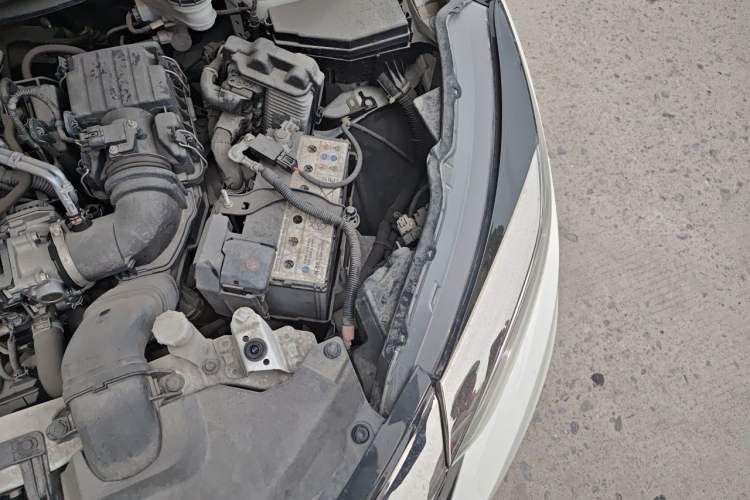 Used Honda Vezel 2020 1.5L CVT Luxury Edition Engine Bay Left