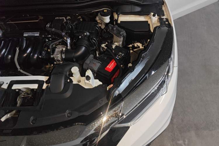 Used Honda Vezel 2020 1.5L CVT Elite Edition Engine Bay Left