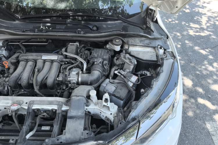 Used Honda Vezel 2020 1.5L CVT Pioneer Edition Engine Bay Left