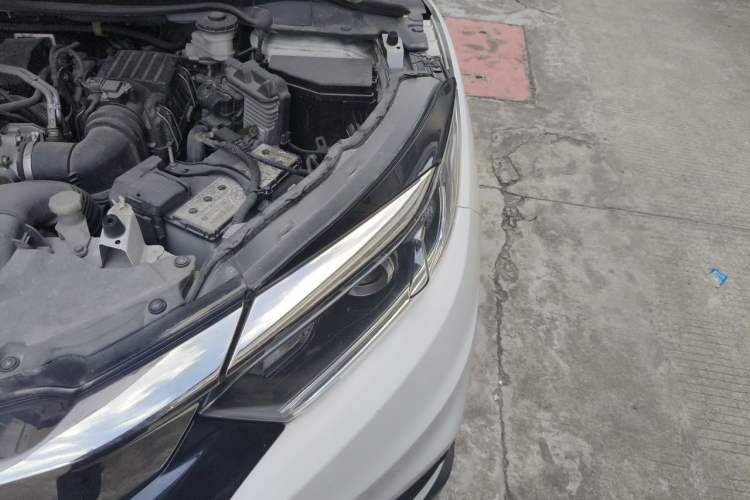 Used Honda Vezel 2020 1.5L CVT Pioneer Edition Engine Bay Left
