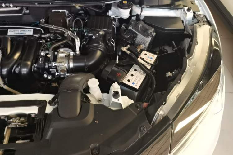 Used Honda Vezel 2020 1.5L CVT Pioneer Edition Engine Bay Left