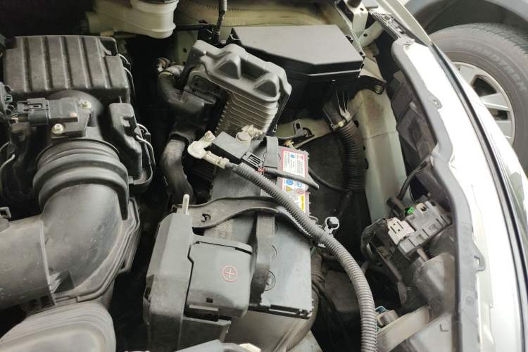 Used Honda Vezel 2020 1.5L CVT Pioneer Edition Engine Bay Left