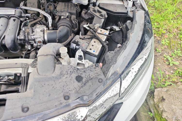 Used Honda Vezel 2020 1.5L CVT Luxury Edition Engine Bay Left
