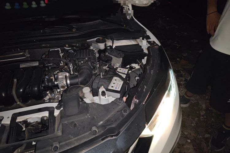 Used Honda Vezel 2020 1.5L CVT Elite Edition Engine Bay Left