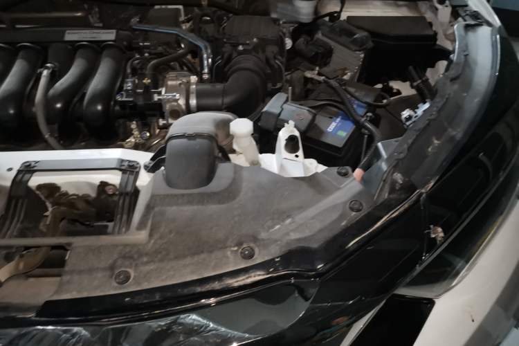 Used Honda Vezel 2020 1.5L CVT Pioneer Edition Engine Bay Left