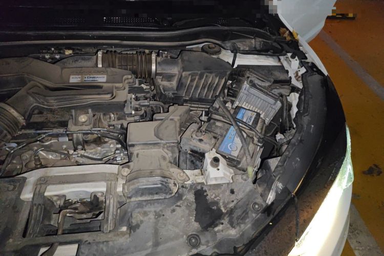 Used Honda Vezel 2020 220 TURBO CVT Elite Edition Engine Bay Left