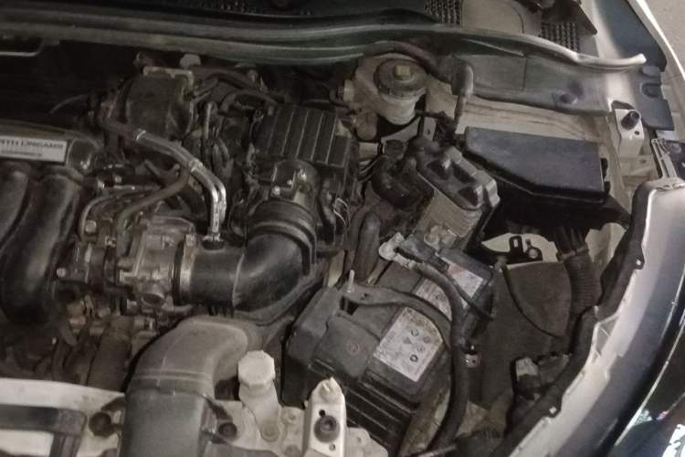 Used Honda Vezel 2020 1.5L CVT Pioneer Edition Engine Bay Left