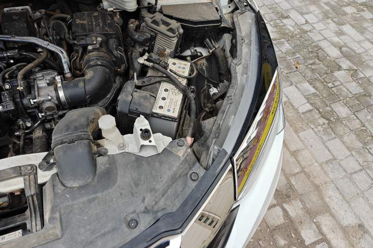 Used Honda Vezel 2020 1.5L CVT Pioneer Edition Engine Bay Left