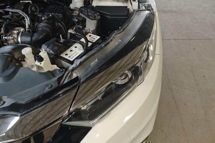 Used Honda Vezel 2020 1.5L CVT Elite Edition Engine Bay Left