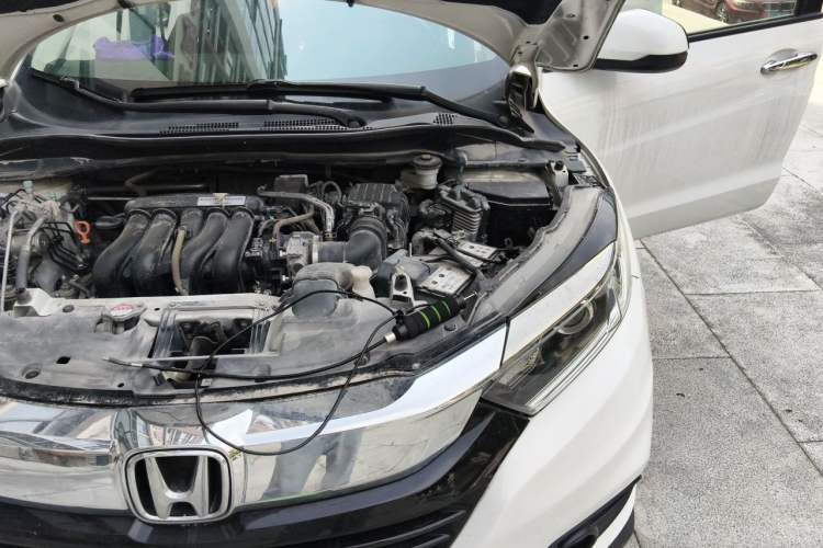 Used Honda Vezel 2020 1.5L CVT Pioneer Edition Engine Bay Left