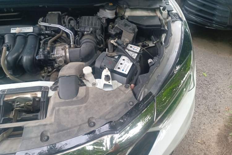 Used Honda Vezel 2020 1.5L CVT Pioneer Edition Engine Bay Left