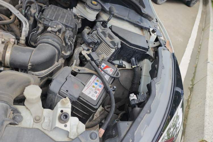 Used Honda Vezel 2020 1.5L CVT Elite Edition Engine Bay Left