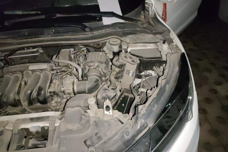 Used Honda Vezel 2020 1.5L CVT Elite Edition Engine Bay Left