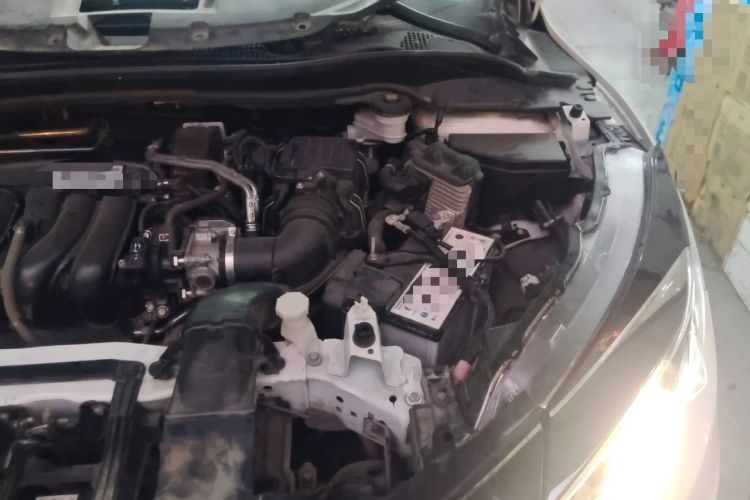 Used Honda Vezel 2020 1.5L CVT Pioneer Edition Engine Bay Left