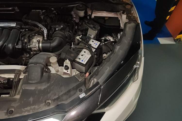 Used Honda Vezel 2020 1.5L CVT Pioneer Edition Engine Bay Left