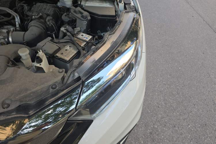 Used Honda Vezel 2020 1.5L CVT Pioneer Edition Engine Bay Left