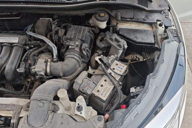 Used Honda Vezel 2020 1.5L CVT Pioneer Edition Engine Bay Left
