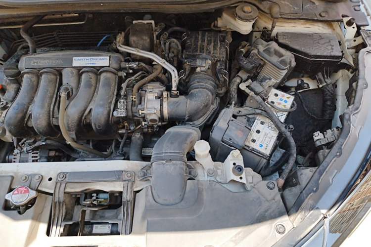 Used Honda Vezel 2020 1.5L CVT Pioneer Edition Engine Bay Left