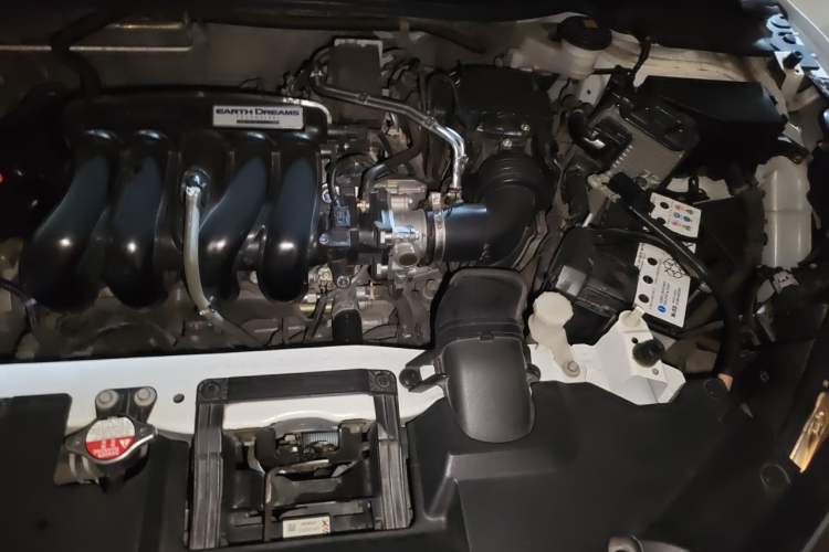 Used Honda Vezel 2020 1.5L CVT Elite Edition Engine Bay Left
