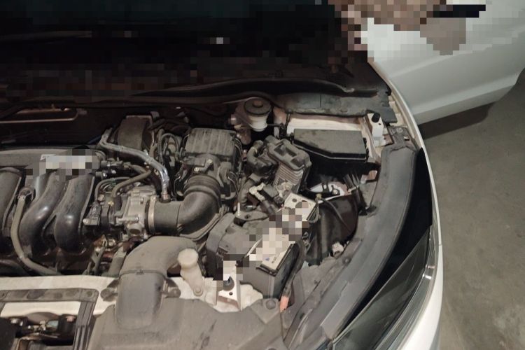 Used Honda Vezel 2020 1.5L CVT Luxury Edition Engine Bay Left