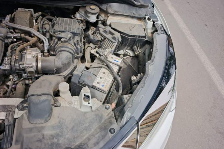 Used Honda Vezel 2020 1.5L CVT Elite Edition Engine Bay Left