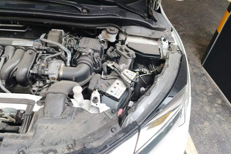 Used Honda Vezel 2020 1.5L CVT Pioneer Edition Engine Bay Left