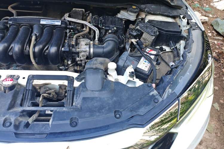 Used Honda Vezel 2020 1.5L CVT Pioneer Edition Engine Bay Left