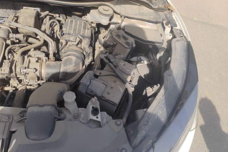 Used Honda Vezel 2020 1.5L CVT Elite Edition Engine Bay Left