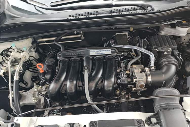 Used Honda Vezel 2020 1.5L CVT Pioneer Edition Engine Bay