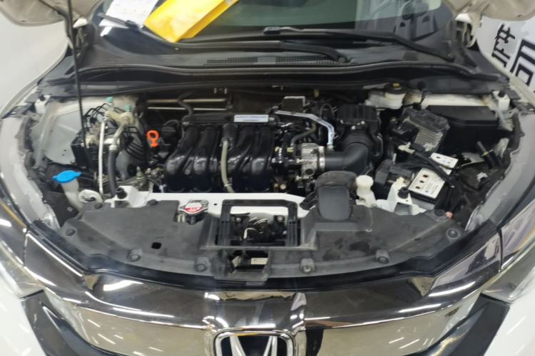 Used Honda Vezel 2020 1.5L CVT Pioneer Edition Engine Bay