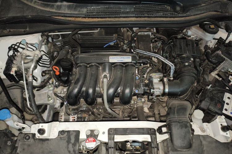 Used Honda Vezel 2020 1.5L CVT Pioneer Edition Engine Bay