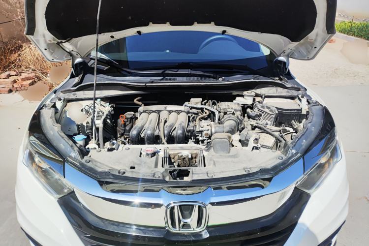 Used Honda Vezel 2020 1.5L CVT Pioneer Edition Engine Bay