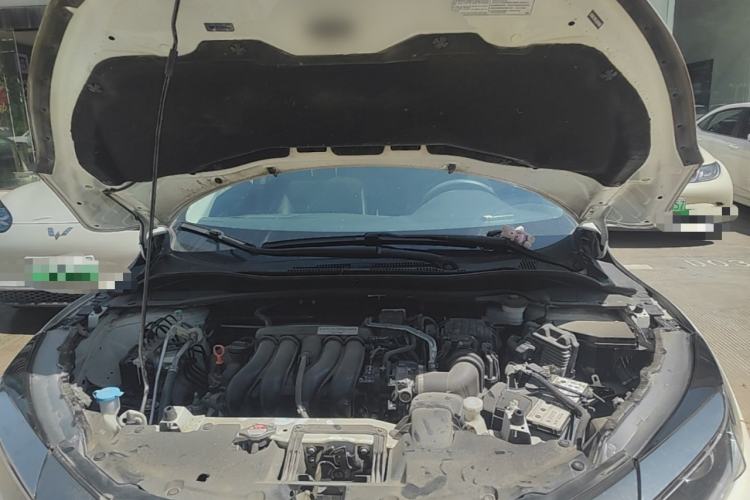 Used Honda Vezel 2020 1.5L CVT Pioneer Edition Engine Bay