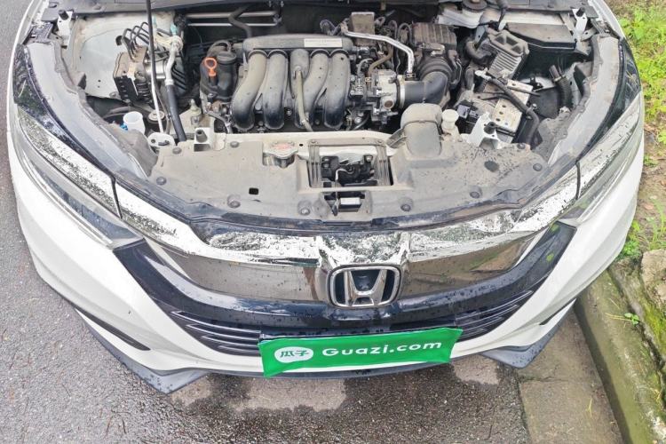 Used Honda Vezel 2020 1.5L CVT Luxury Edition Engine Bay