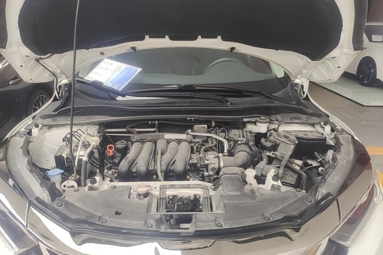 Used Honda Vezel 2020 1.5L CVT Pioneer Edition Engine Bay