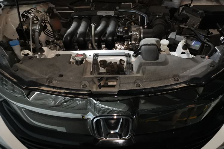 Used Honda Vezel 2020 1.5L CVT Pioneer Edition Engine Bay