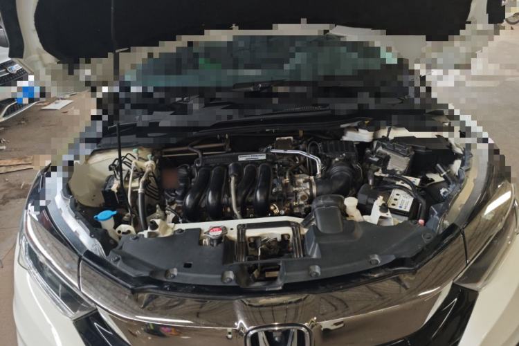 Used Honda Vezel 2020 1.5L CVT Elite Edition Engine Bay