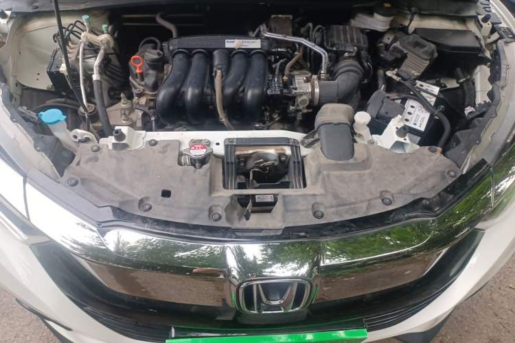 Used Honda Vezel 2020 1.5L CVT Pioneer Edition Engine Bay