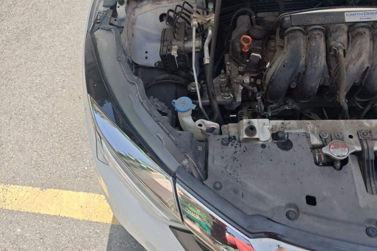 Used Honda Vezel 2020 1.5L CVT Pioneer Edition Engine Bay Right