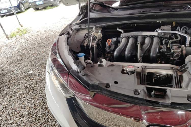 Used Honda Vezel 2020 1.5L CVT Pioneer Edition Engine Bay Right