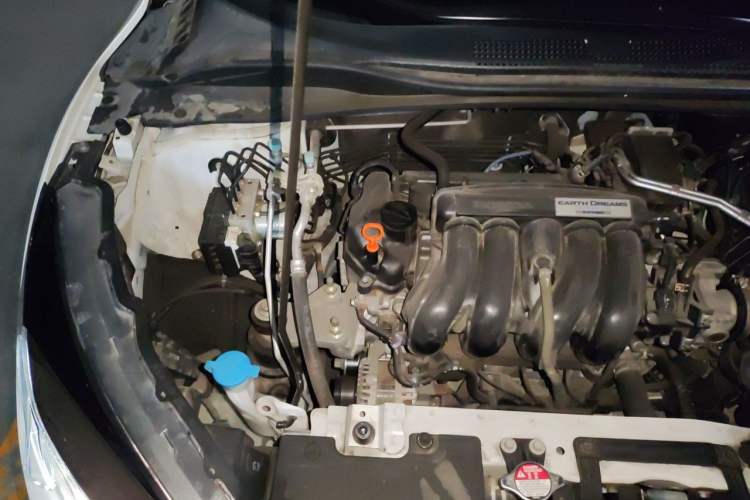 Used Honda Vezel 2020 1.5L CVT Pioneer Edition Engine Bay Right