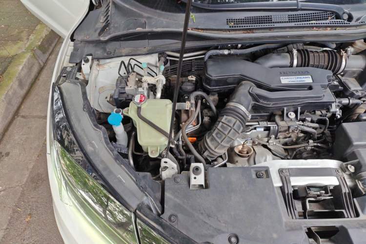Used Honda Vezel 2020 220 TURBO CVT Elite Edition Engine Bay Right