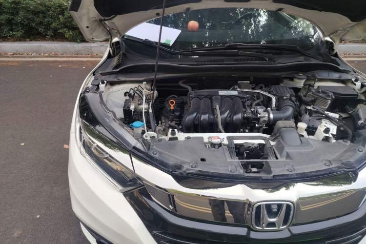 Used Honda Vezel 2020 1.5L CVT Elite Edition Engine Bay Right