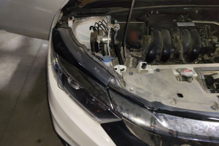 Used Honda Vezel 2020 1.5L CVT Pioneer Edition Engine Bay Right