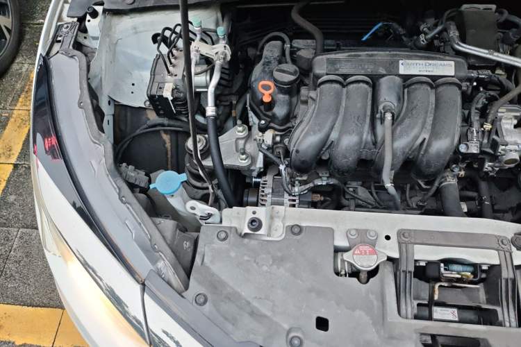 Used Honda Vezel 2020 1.5L CVT Pioneer Edition Engine Bay Right