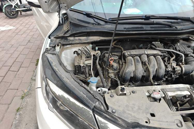 Used Honda Vezel 2020 1.5L CVT Pioneer Edition Engine Bay Right
